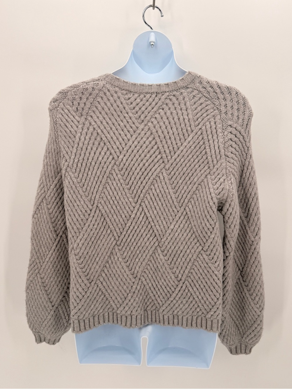 ELODIE Diamond Knit Crewneck Sweater Heather Grey Medium NWT - Picture 4 of 7